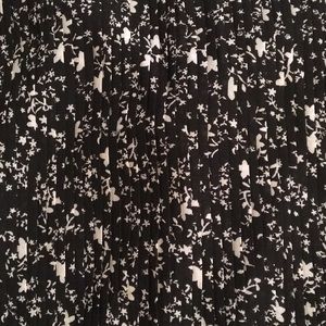 Zara Dresses - Zara Floral Pleated Long Sleeved Dress Zara Dresses - Zara Floral Pleated Long Sleeved Dress